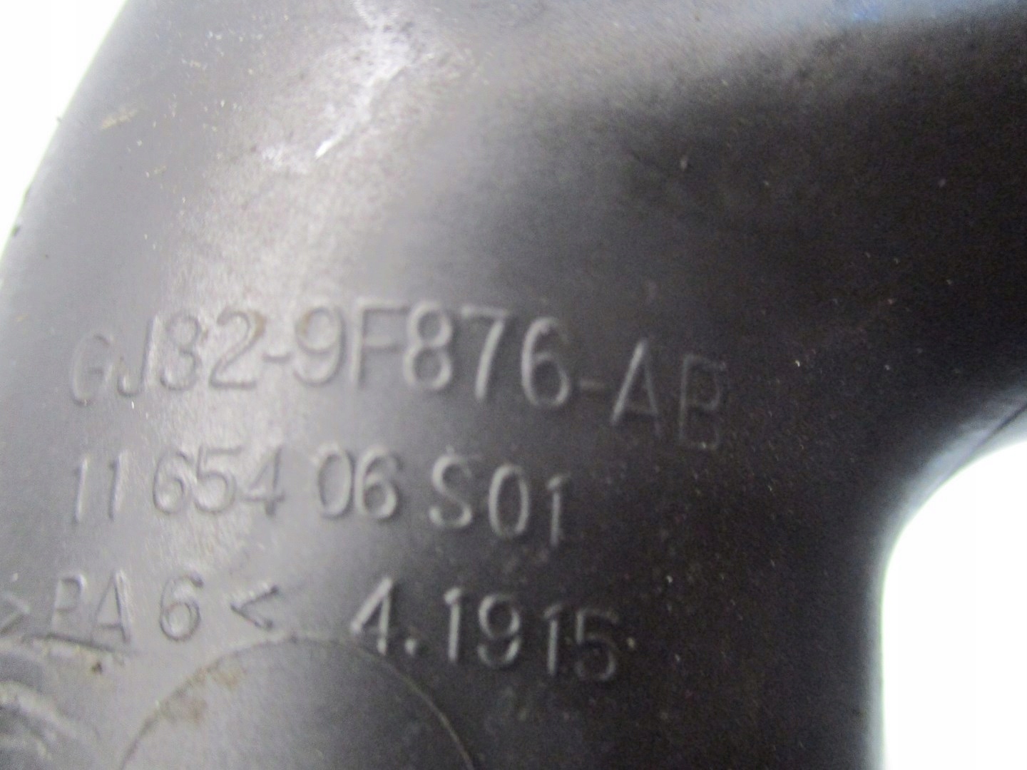 hose pipe DISCOVERY SPORT GJ32-9F876-AB