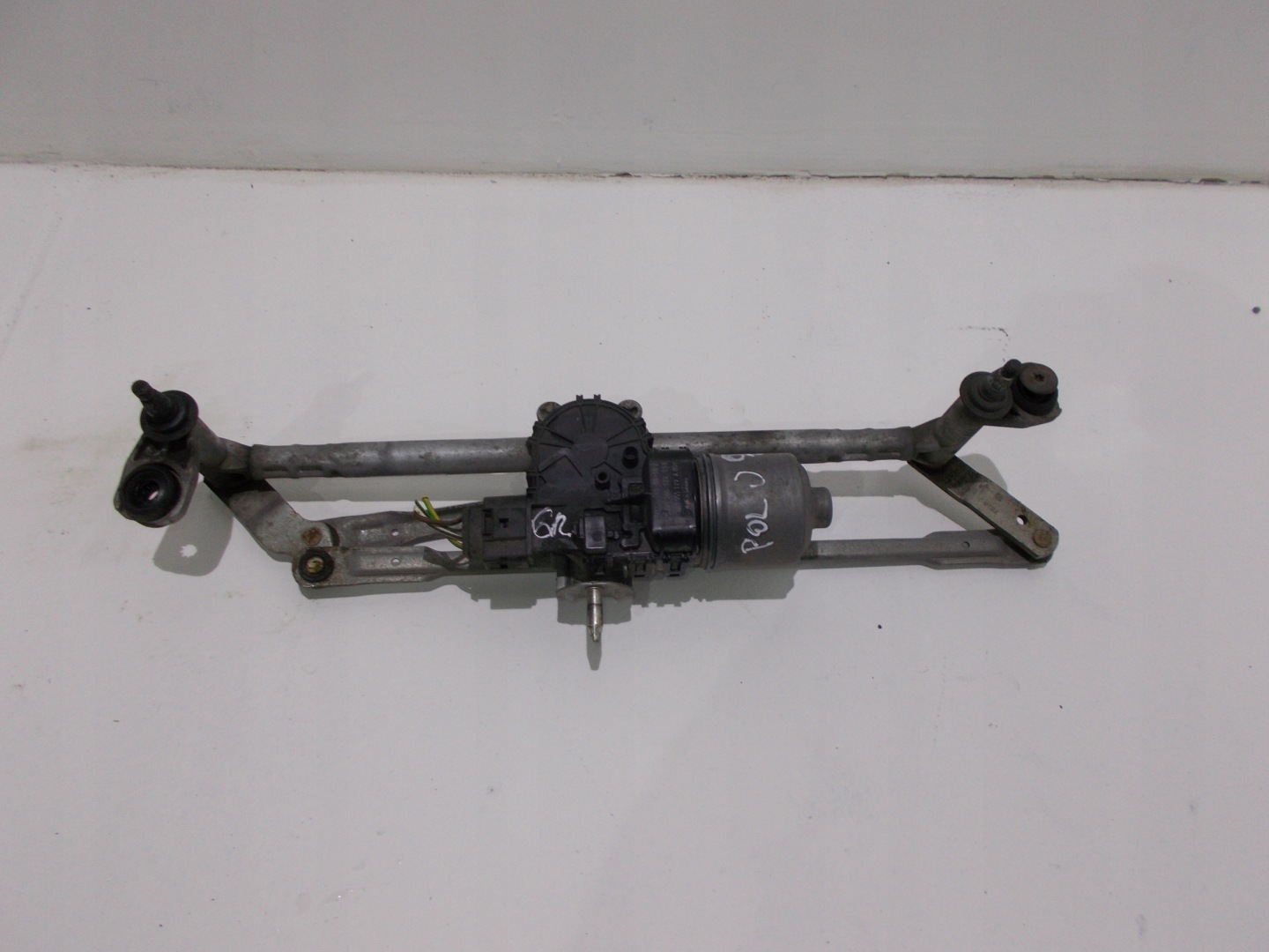 VW POLO 6R 6C wiper mechanism front 09-17r