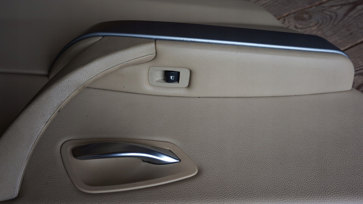 Seite Tür heck BMW 3 E90 2006 51427217581 7217581