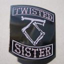 TWISTED SISTER hard rock pin kovový odznak