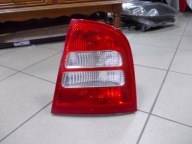 Skoda Octavia and lift sedan light rear right