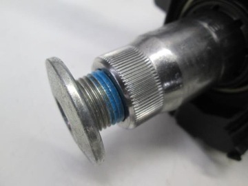 фото thumb №10, Колонка рулевая vw eos 2.0 tdi