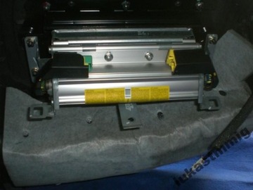 фото thumb №9, Консоль air bag vw touareg 2004 7l6858451