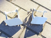 фото thumb №1, Mercedes заглушка правая распылителя a1768851756