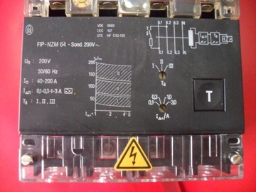 ПЕРЕКЛЮЧАТЕЛЬ МОТОРА MOELLER ZM64-63 FIP-NZM