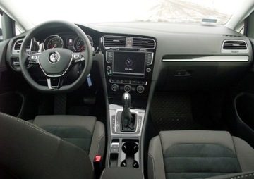 фото thumb №1, Vw golf vii 7 панель консоль подушки ремни