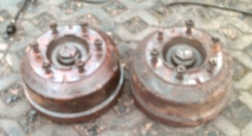 фото thumb №1, Ступиця перед mercedes 814 6 шпилька