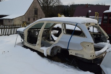 фото thumb №3, Mercedes w212 lift лонжерон чверть перед r2013