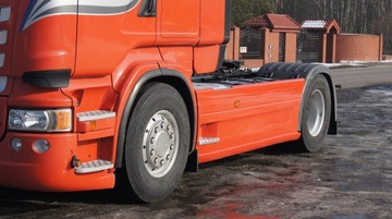 Среднеосевые кузова Scania, спойлеры