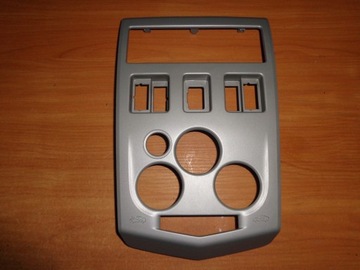 фото thumb №1, Logan консоль средняя рамка корпус пластик