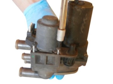 фото thumb №5, Клапан wody електроклапан водяний do mercedes c124