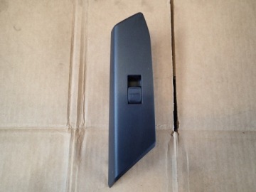 фото thumb №1, Перемикач скло правий перед rav4 13r -