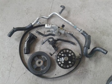 Kia carens iv 2.0 gdi 2014 колесо ременное насоса воды фото №1