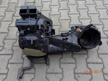 Emu отопитель корпус audi a3 a-3 03- 8p0 фото №1