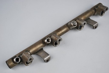 Планка вприскувальний audi s5 a6 a8 4.2 fsi 079133316e фото №1