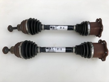 Полуось передняя 4h0407271h audi a6 s6 a7 s7 a8 фото №1