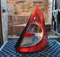 Dacia SANDERO 08-12 правый