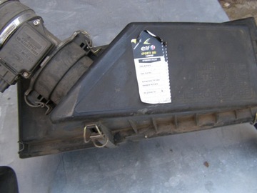 Ford mondeo mk2 1.8 air filter housing, фото