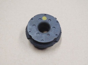 Auris corolla e15 06-18 fasteners rubber radiators, фото