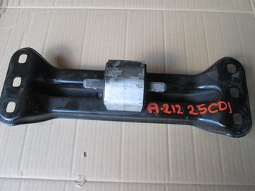 Bracket fasteners boxes mercedes e-class w212 2. 5cdi, фото