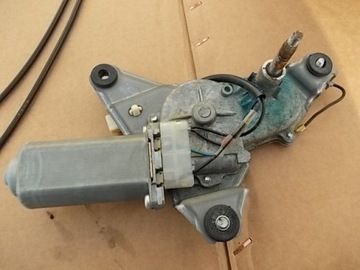 Wiper motor covers back hatchback mazda 6 restyling, фото
