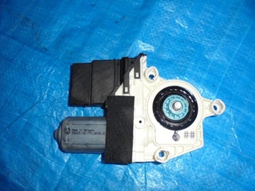 Моторчик стеклоподъемника левый задний seat altea 5p0839461a, фото