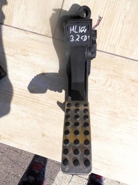 Gas pedal mercedes ml164 a1643000104, фото