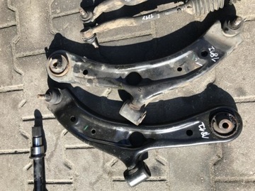 Suzuki swift mk7 sport 11 - 17 lever front right, фото