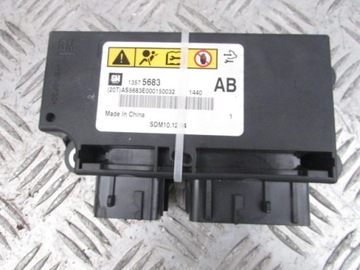 Датчик подушка безопасности 13575683 opel astra j 4 2011 год, фото