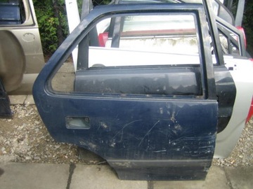 Suzuki swift sedan 89 - 04 right rear door, фото