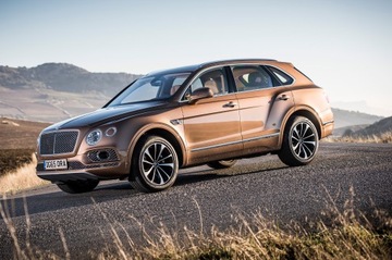 Интеркулер правый bentley bentayga 6.0 новый, фото