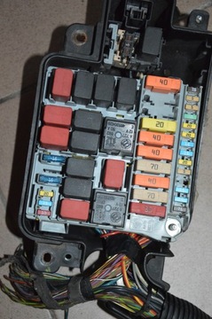Alfa romeo mito fuse box 50515897, фото