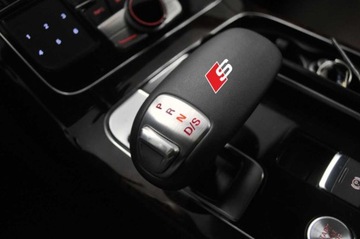 Audi s line наклейка на кулиса переключения передач белая 8 лет, фото
