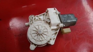 A0068205542 power window motor right crafter sprintr, фото