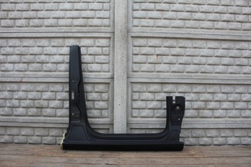 Стійка порога права Vw Touran 1T0 10-15