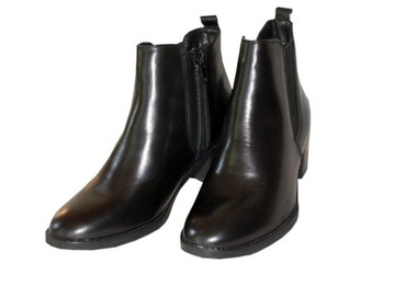 БОТИНКИ-РАКЕТЫ ЖЕНСКИЕ, ТАМАРИС, РАЗМЕР 38.