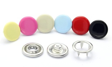 Napa kryta, z guzikiem 10 mm. 4 kolory, zapinka