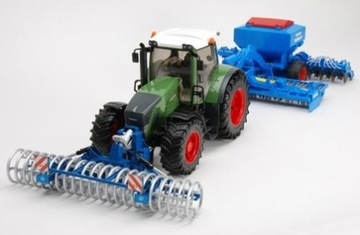 Почвообрабатывающий культиватор Bruder Lemken Solitair 02026