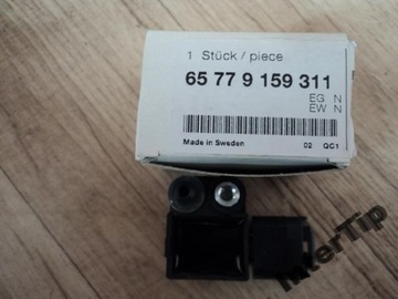 SENZOR DVEŘE LEVÝCH AIR NÁDRŽ BMW F01 65779159311