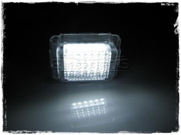 OSVĚTLENÍ TABULKY LED MERCEDES W204 W212 W221