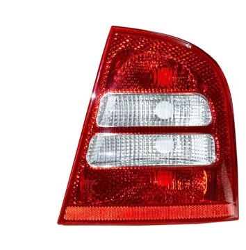 LAMPA TYLNA PRAWA SKODA OCTAVIA 1 I SEDAN LIFTING