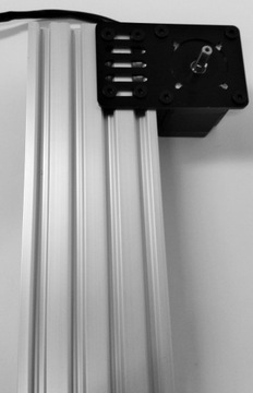 МОНТАЖНАЯ ПЛАСТИНА С V-ПАЗОМ ДЛЯ МОТОРОВ NEMA 23