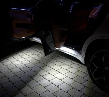 Светодиодный фонарь TRUNK BMW E60 E61 E65 F01 F02 E90 E82 E88 E90 E91 E92 E93
