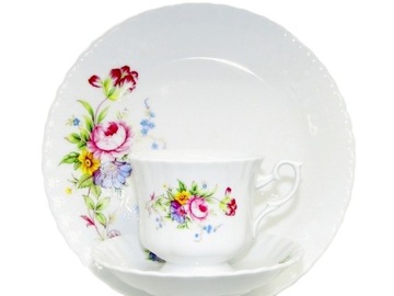 960 SERWIS KAWOWY 6/12 IWONA CHODZIEŻ PORCELANA