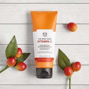 THE BODY SHOP VITAMIN C GLOW МИКРОДЕРМАБРАЗИЯ Микродермабразия Витамин С