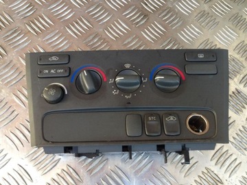 VOLVO V70 II PANEL KLIMATYZACJI NAWIEWU 8651240