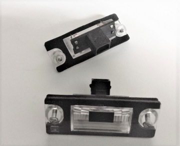LAMPKA TABLICY REJ AUDI A3 A4 NOWA 8D9943021