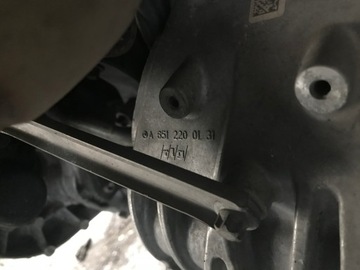 MERCEDES A KLASA W176 CDI PODPORA ŁAPA MOCO PÓŁOSI