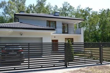Швеллер 30х30 Закрывающий забор из ламината