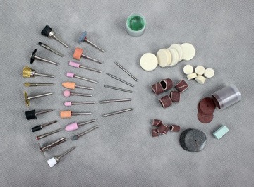 Набор аксессуаров для мультишлифовальной машины Geko, 100 предметов.